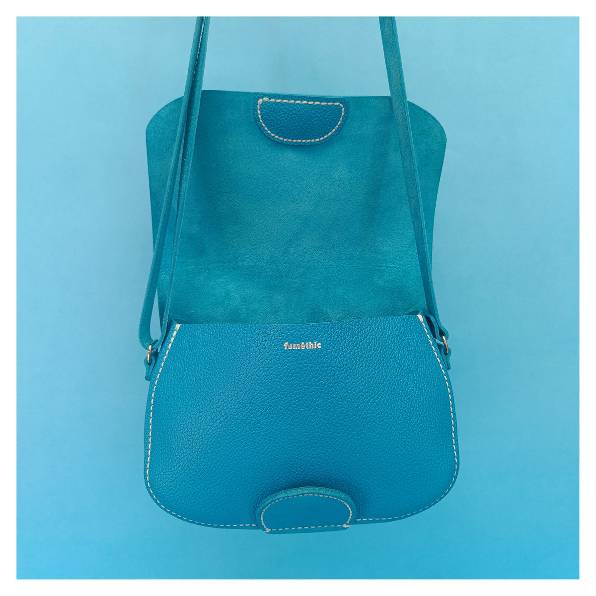 sac à main petite centaurée cuir turquoise collection Marseille H2O faméthic maroquinerie