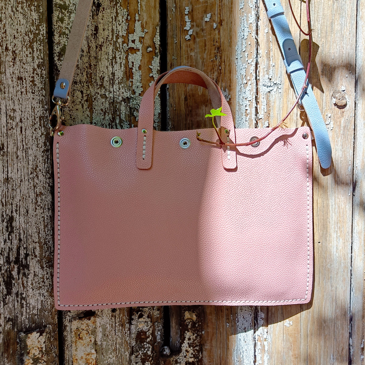 sac à main mini-alfa faméthic maroquinerie éthique responsable cuir français made in france blanc bleu lavande rose